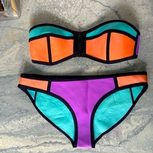 Triangl Bikini Set